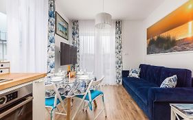 Apartament Holiday 8/25